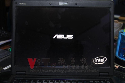 (筆電維修)華碩 ASUS F6S 開機六個畫面~顯示異常及線條亂碼破圖~NVIDIA 9300MG過熱故障通病維修實例