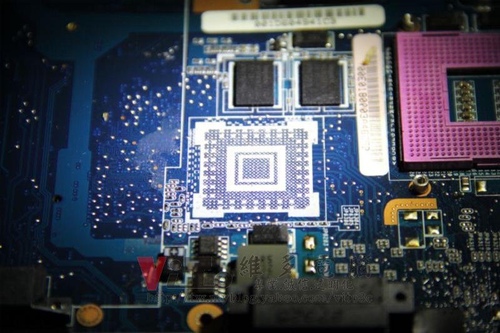 (筆電維修)華碩 ASUS W7S 畫面異常~開機六宮格維修實例