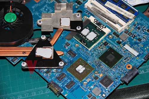 (筆電維修)宏碁 ACER ASPIRE 4741ZG 主機板進水~不定時關機~突然斷電~無法開機~進水喝飲料維修實例