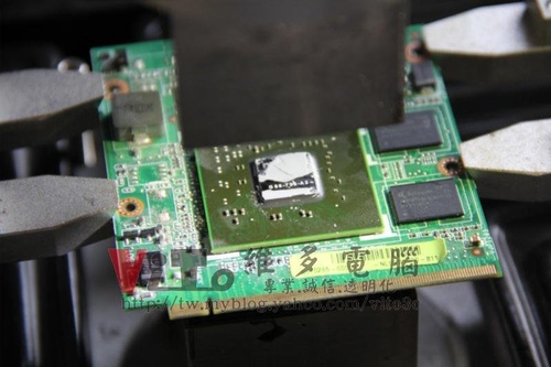 (筆電維修)華碩 ASUS F8SG 顯卡故障~畫面偏移~9300MG顯卡通病維修實例