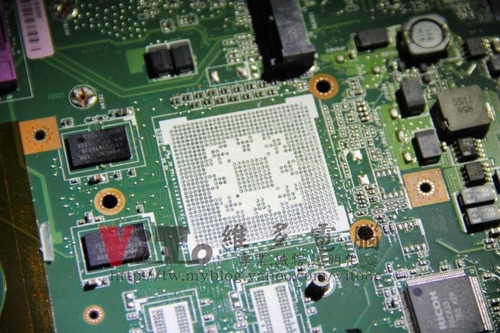 (筆電維修)華碩 ASUS F3S 顯卡破圖~不定時藍底白字~無法進作業系統維修實例
