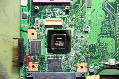 (筆電維修)華碩 ASUS F6S 顯示六個畫面~畫面分格~NVIDIA 9300M 獨立顯卡故障通病維修實例 (筆電維修)華碩 ASUS F6S 顯示六個畫面~畫面分格~NVIDIA 9300M 獨立顯卡故障通病維修實例