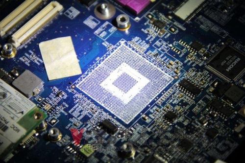 (筆電維修)聯想 LENOVO Y410 不過電~無法開機維修實例(壞很大)