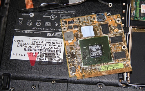 (筆電維修)華碩 ASUS F8SV 獨立顯卡故障通病~畫面顯示異常~花屏破圖條紋~無法進作業系統維修實例