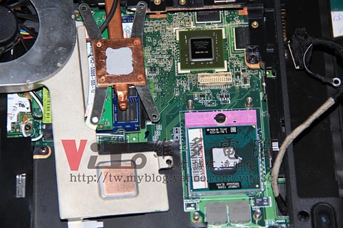 (筆電維修)華碩 ASUS F6S 開機斷電又再次開機~電源燈閃爍無法開機~顯卡短路故障維修實例