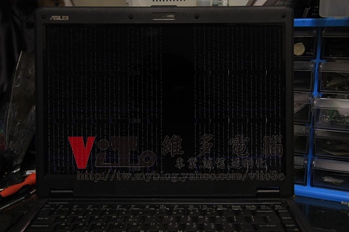 (筆電維修)華碩 ASUS F6S 多個小畫面~畫面線條花圖~9300M G顯卡故障通病維修實例