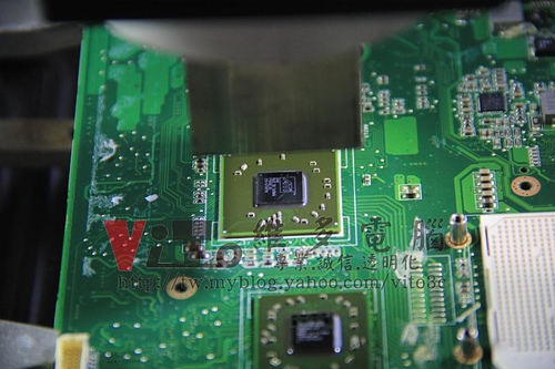 (筆電維修)華碩 ASUS K50AB 開機後可過電沒畫面顯示~~風扇一直高速運轉~有時可開機~不定時當機~北橋故障維修實例