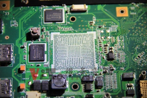 (筆電維修)華碩 ASUS F5V 顯卡故障導致開機沒畫面~無法開機~外接螢幕有線條產生維修實例