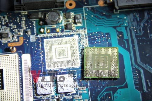 (筆電維修)華碩 ASUS W7J 開機白畫面~畫面線條~顯卡故障維修實例 (筆電維修)華碩 ASUS W7J 開機白畫面~畫面線條~顯卡故障維修實例