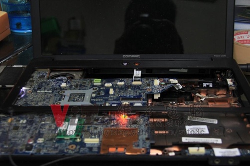 (筆電維修)惠普 COMPAQ CQ40-411AX 開機沒畫面~開機沒反應~影像黑屏~指示燈閃爍維修實例