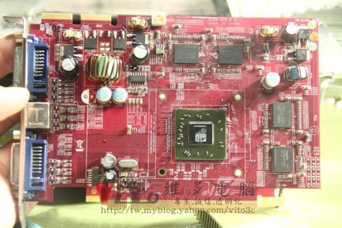 (顯卡維修)微星MSI RX2600 PRO開機雪花破圖~執行遊戲熱當機維修