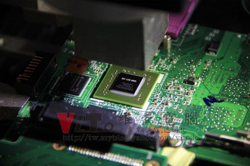 (筆電維修)華碩 ASUS F6S 有開機聲沒影像顯示~顯卡故障無法開機~開機黑屏故障維修實例 (筆電維修)華碩 ASUS F6S 有開機聲沒影像顯示~顯卡故障無法開機~開機黑屏故障維修實例
