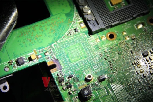 (筆電維修)惠普 HP DV2500 開機燈有亮~沒畫面顯示~開機黑屏~無法開機維修實例