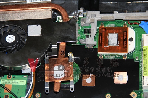 (筆電維修)華碩 ASUS K50AB 開機後可過電沒畫面顯示~~風扇一直高速運轉~有時可開機~不定時當機~北橋故障維修實例