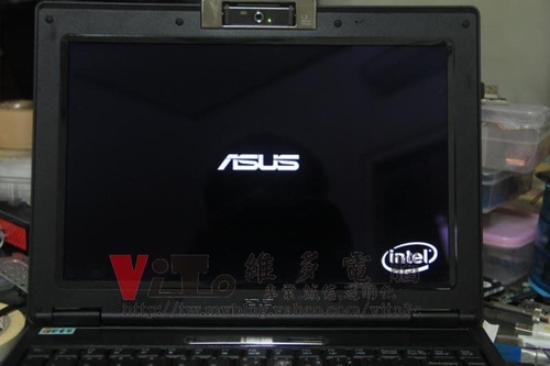 (筆電維修)華碩 ASUS F9SG 開機畫面線條~9300MG顯卡過熱故障~開機線條破圖為修實例 (筆電維修)華碩 ASUS F9SG 開機畫面線條~9300MG顯卡過熱故障~開機線條破圖為修實例