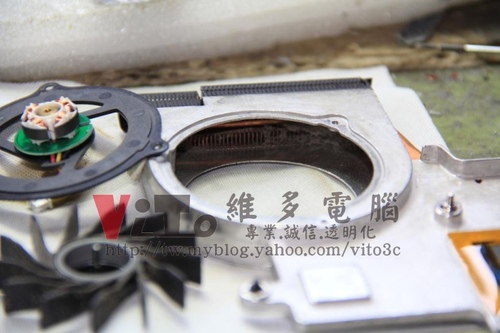 (筆電維修)康柏 Presario V3000 (V3153AU) 開機沒畫面~無法開機~有過電不開機維修實例