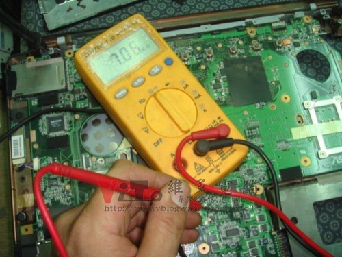 (筆電維修)華碩 ASUS F8S 不過電~沒燈號~開機沒反應維修實例
