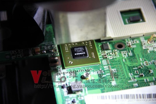 (筆電維修)惠普 HP Pavilion dv2000 (DV2224TX) 開機畫面線條~顯卡過熱故障維修實例