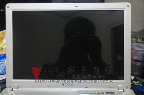 (筆電維修)新力 SONY VAIO VGN-C25T (PCG-6R9P) 開機有背光~但無畫面顯示~顯卡過熱開機黑屏維修實例 (筆電維修)新力 SONY VAIO VGN-C25T (PCG-6R9P) 開機有背光~但無畫面顯示~顯卡過熱開機黑屏維修實例