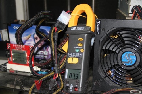(顯卡維修)技嘉 9800GTX 重磅顯卡~不開機~破圖~條紋~馬賽克~顯示異常維修實例