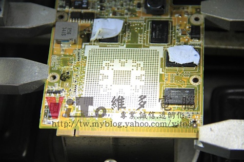 (筆電維修)華碩 ASUS F8S (F8SV) 開機沒畫面~開機有音效但沒影像~開機黑屏~開機畫面全黑~筆電無法開機維修實例 (筆電維修)華碩 ASUS F8S (F8SV) 開機沒畫面~開機有音效但沒影像~開機黑屏~開機畫面全黑~筆電無法開機維修實例