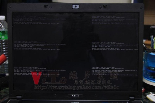 (筆電維修)微星 MSI EX600 獨立顯卡畫面分格~開機影像六分割~顯示六個畫面~NVIDIA顯卡故障維修實例