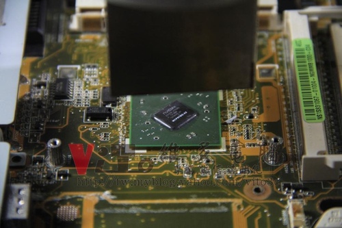 (筆電維修)華碩 ASUS A8DC 畫面異常~顯卡過熱花屏~一直重複開機~開機有聲無影維修實例