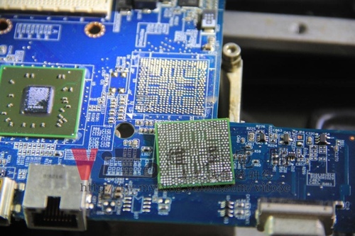 (筆電維修)惠普 COMPAQ CQ40-411AX 開機沒畫面~開機沒反應~影像黑屏~指示燈閃爍維修實例