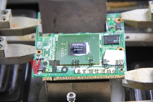 (筆電維修)華碩 ASUS F8SV 畫面分割位移~多個畫面顯示異常~顯示卡故障維修實例 (筆電維修)華碩 ASUS F8SV 畫面分割位移~多個畫面顯示異常~顯示卡故障維修實例