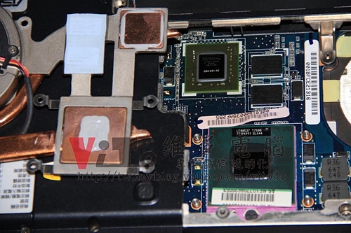(筆電維修)華碩 ASUS W7S 顯示卡故障通病~顯示異常且無法進作業系統~畫面有線條維修實例 (筆電維修)華碩 ASUS W7S 顯示卡故障通病~顯示異常且無法進作業系統~畫面有線條維修實例