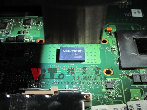 (筆電維修)東芝 TOSHIBA Satellite A300 開機沒畫面~開機斷電~多次開機可成功開啟~無法開機維修實例