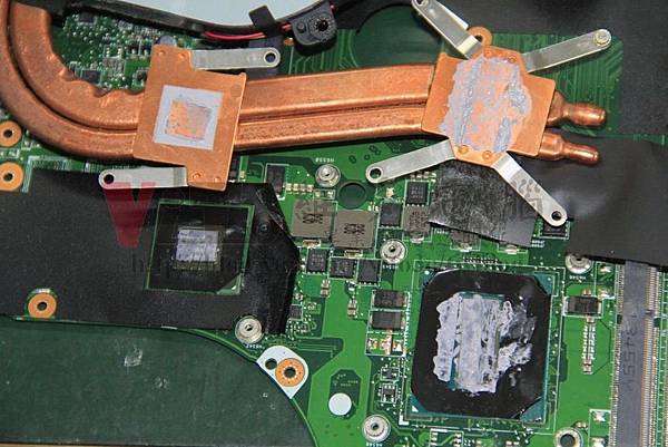 ASUS X750JN CPU與顯示卡散熱膏失效 乾掉