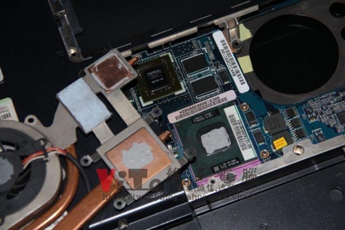 (筆電維修)華碩 ASUS W7S (花花) 開機顯示時好時壞~顯卡故障導致畫面分割~維修實例