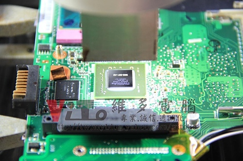 (筆電維修)華碩 ASUS F9S 開機有聲沒影~無畫面顯示~顯卡故障通病~升級溫控型顯卡GPU維修實例 (筆電維修)華碩 ASUS F9S 開機有聲沒影~無畫面顯示~顯卡故障通病~升級溫控型顯卡GPU維修實例