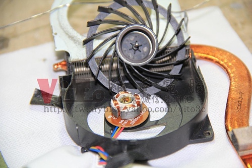 (筆電維修)華碩ASUS A42J (A42JB) 常常藍底白字~玩遊戲當機~自動重開機~不定時當機維修實例