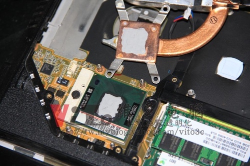 (筆電維修)華碩 ASUS F8SG 開機有聲無影~背光有亮畫面黑屏~9300MG獨立顯卡過熱通病維修實例