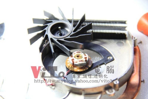 (筆電維修)惠普 COMPAQ Presario CQ40 開機後燈號閃爍~Caps lock與scroll同時閃爍~無法開機維修實例