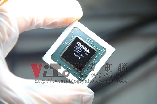(顯示卡維修)NVIDIA GeForce 9800 GX2 抓不到顯示卡~無法開機~開機黑屏~破圖雪花維修實例