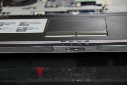 (筆電維修)聯想 LENOVO Y410 不過電~無法開機維修實例(壞很大)