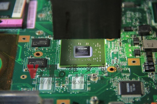 (筆電維修)華碩 ASUS F3SC 六畫面~畫面分割~開機綠色畫面~顯卡過熱通病故障維修實例