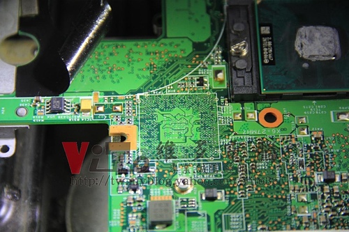 (筆電維修)惠普 COMPAQ V3700 (V3708TX) NVIDIA顯卡故障通病維修~開機有背光沒影像~無法開機~開機黑屏維修實例 (筆電維修)惠普 COMPAQ V3700 (V3708TX) NVIDIA顯卡故障通病維修~開機有背光沒影像~無法開機~開機黑屏維修實例