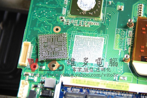 (筆電維修)華碩 ASUS K40AB 開機後可過電沒畫面顯示~風扇一直高速運轉~北橋故障維修實例