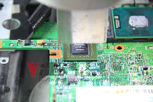 (筆電維修)惠普 COMPAQ V3700 (V3708TX) NVIDIA顯卡故障通病維修~開機有背光沒影像~無法開機~開機黑屏維修實例 (筆電維修)惠普 COMPAQ V3700 (V3708TX) NVIDIA顯卡故障通病維修~開機有背光沒影像~無法開機~開機黑屏維修實例