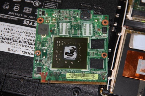 (筆電維修)華碩 ASUS F8SG 開機沒畫面~有開機聲沒影像~顯卡故障維修實例