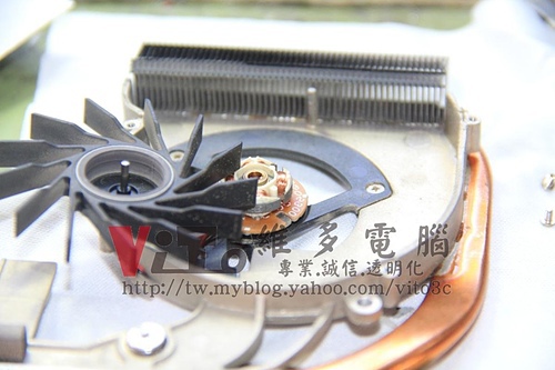 (筆電維修)惠普 COMPAQ CQ40-411AX 故障燈號閃爍~無法開機~開機沒畫面維修實例