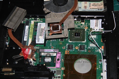 (筆電維修)華碩 ASUS F3SV 多格畫面~畫面六分割~顯卡過熱故障~畫面顯示異常維修實例