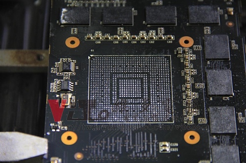 (顯示卡維修)NVIDIA GeForce 9800 GX2 抓不到顯示卡~無法開機~開機黑屏~破圖雪花維修實例