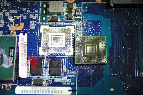 (筆電維修)華碩 ASUS W7S 顯示卡故障通病~顯示異常且無法進作業系統~畫面有線條維修實例 (筆電維修)華碩 ASUS W7S 顯示卡故障通病~顯示異常且無法進作業系統~畫面有線條維修實例
