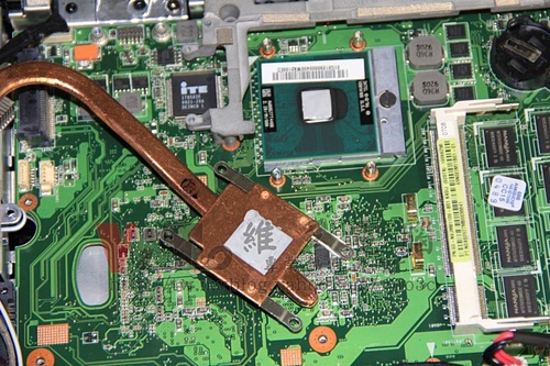 (筆電維修)華碩 ASUS K40I (K40IJ) 無法開機~不過電~按開機沒反應~不能開機維修實例