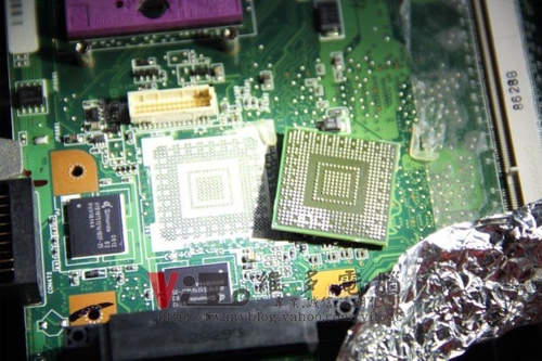 (筆電維修)華碩 ASUS F6S 畫面分格~畫面顯示六分割~9300M G顯卡故障維修實例 (筆電維修)華碩 ASUS F6S 畫面分格~畫面顯示六分割~9300M G顯卡故障維修實例